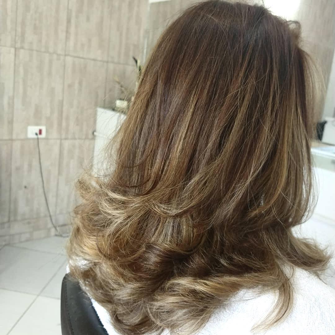 Curso de Mechas em Poços de Caldas – Designer de Mechas Método PPE